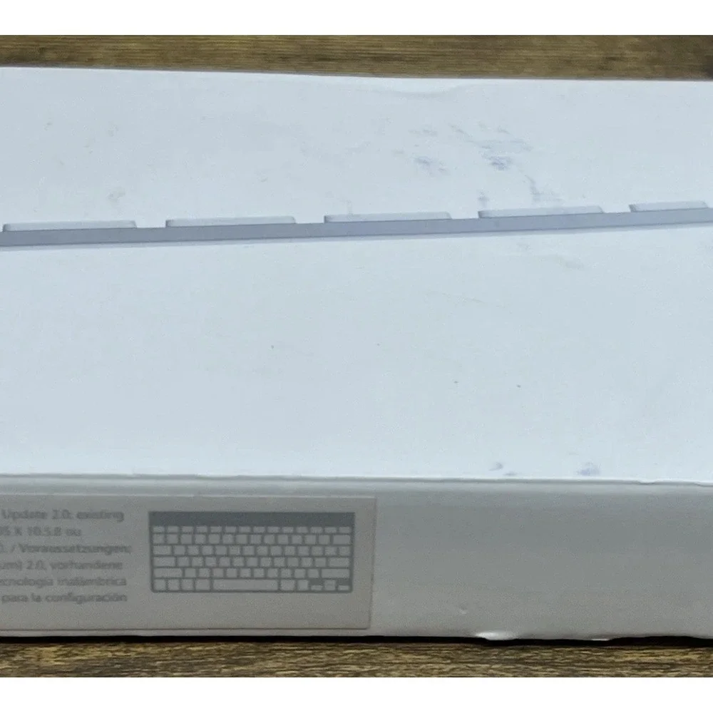 Apple Wireless Keyboard MC184LL/A Open Box with Original Box